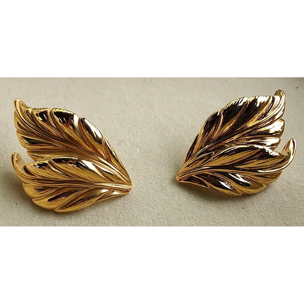 VTG ESTATE NOUVEAU GOLD TONE PIERCED EARRINGS LEAVES CLIMBER STATEMENT GODDESS